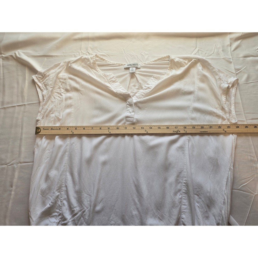 Nine West Jeans White Top XL V Neck Sleeveless Hi-Low Hem Blouse Shirt - Picture 3 of 5